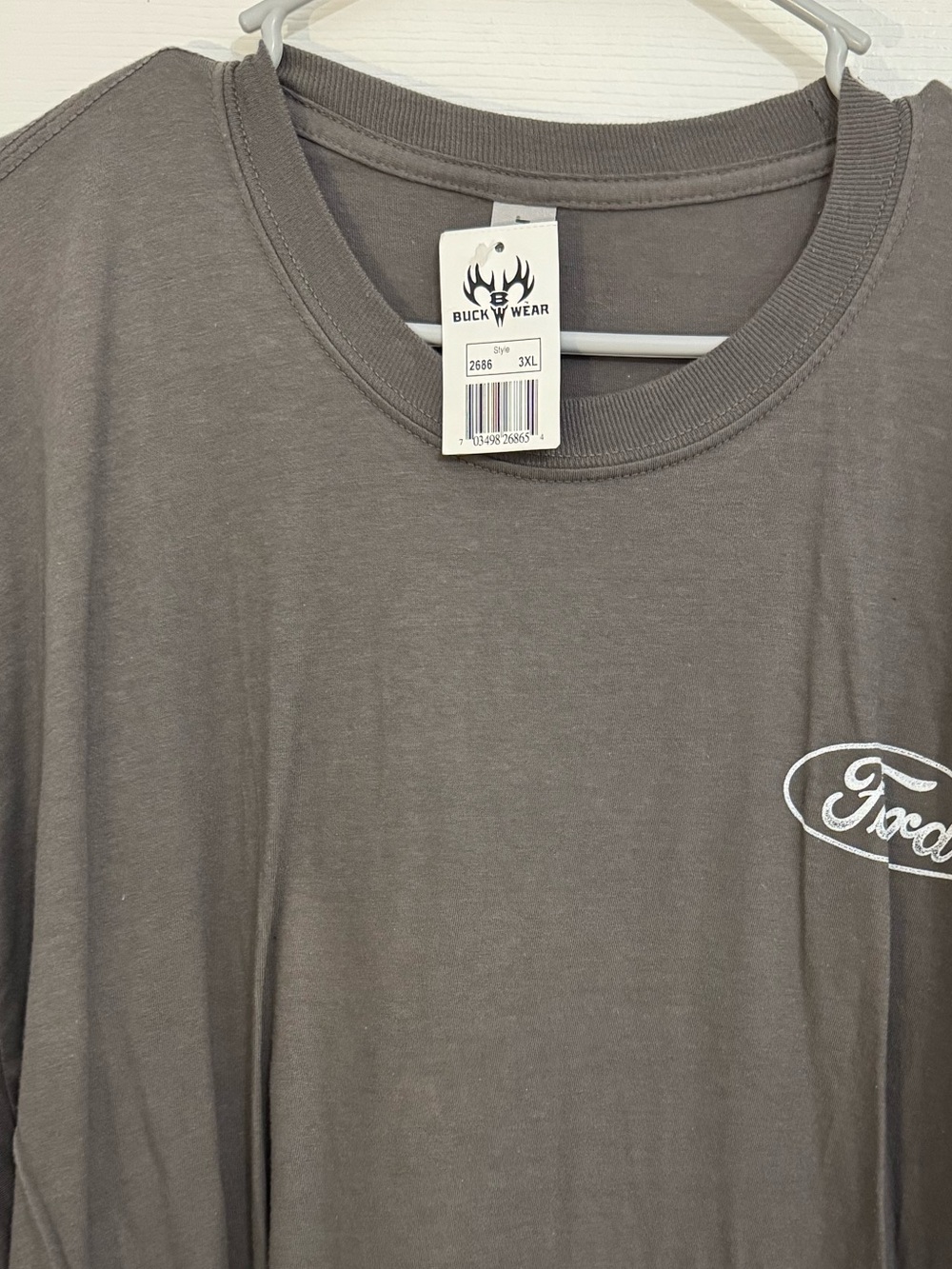 Buck Wear Men's Short-Sleeve Tee in Charcoal with Chest Script Logo
